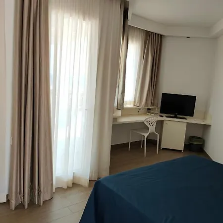 Mon Reve Aparthotel 4*