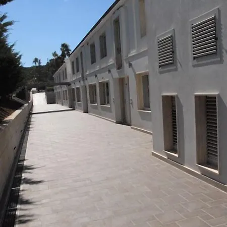 Mon Reve Aparthotel 4*