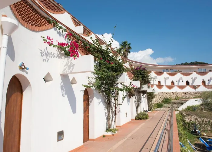 Mon Reve Aparthotel 4*